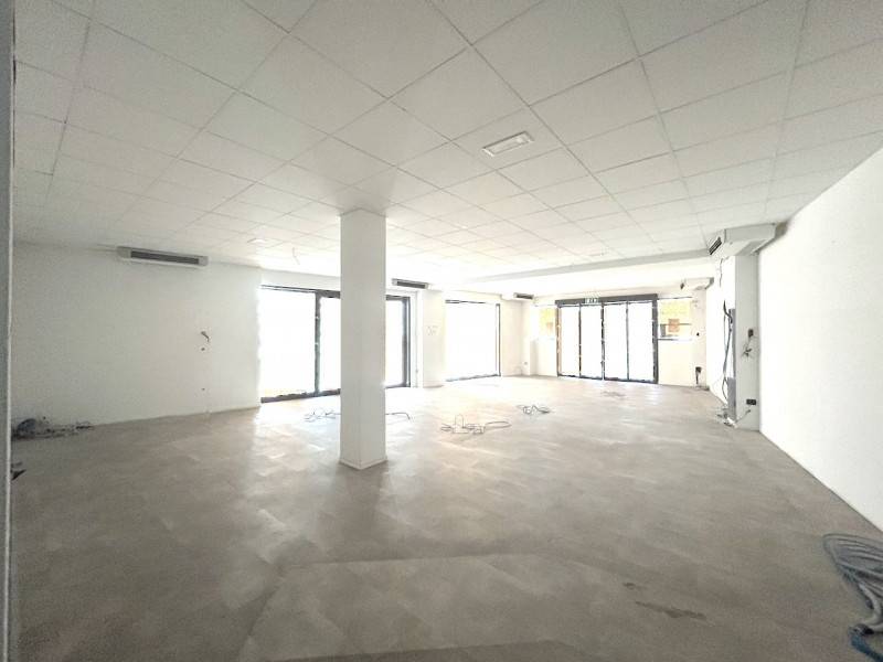 Negozio Prima Periferia, Forlì