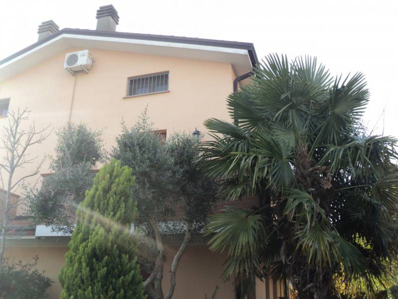Casa Bi - Trifamiliare Lagosanto - Centro, Lagosanto
