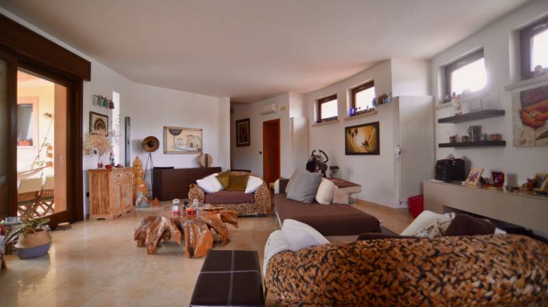 Villa Taviano, Taviano