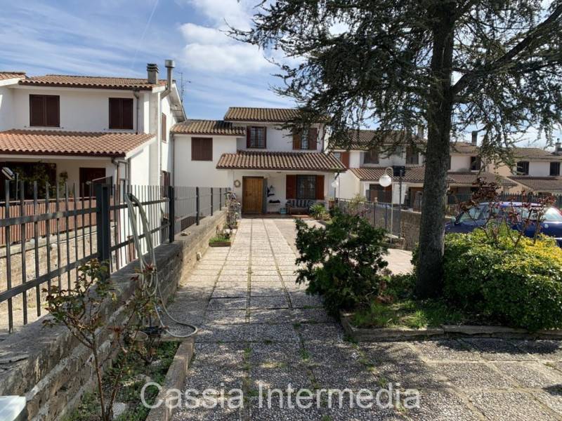Villa, Castel Sant'Elia