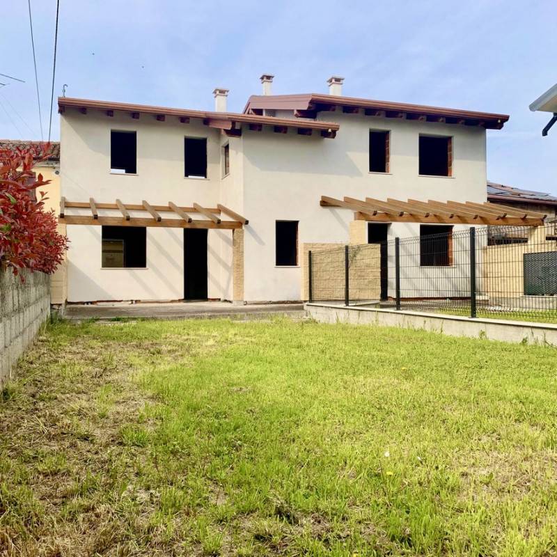 Casa Bi - Trifamiliare Vangadizza, Legnago