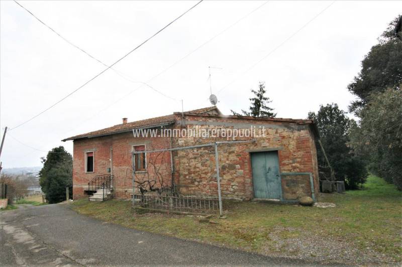 Casa indipendente Lucignano, Lucignano