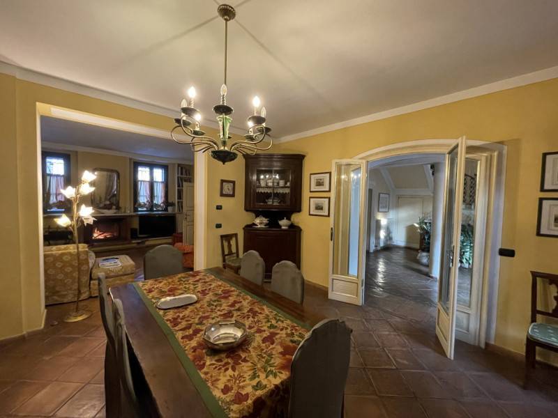 Villa Luzzara - Centro, Luzzara