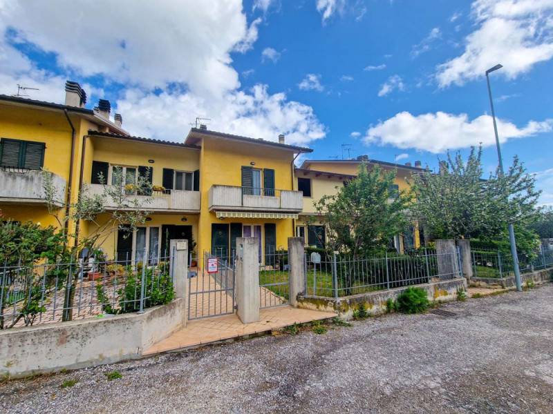 Casa Bi - Trifamiliare Piandimeleto, Piandimeleto