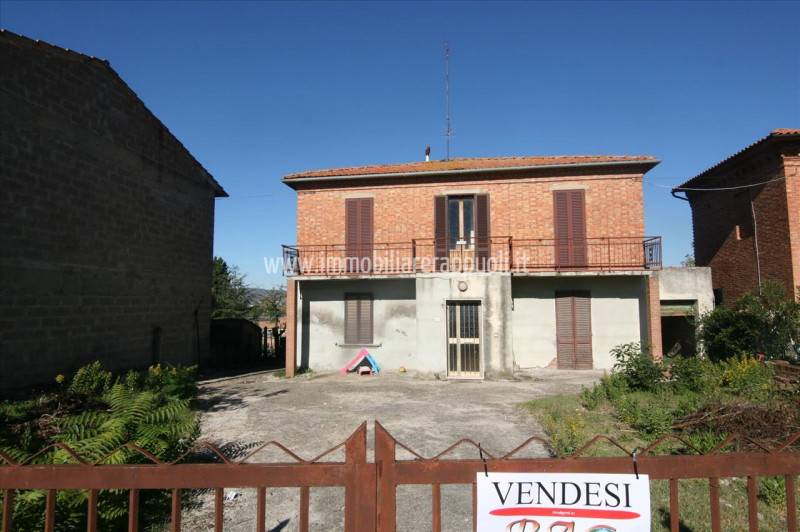 Casa indipendente Guazzino, Sinalunga