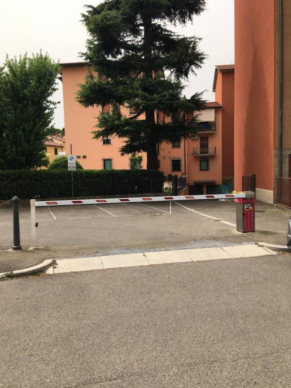 Box - Garage - Posto Auto Colombarina, Imola