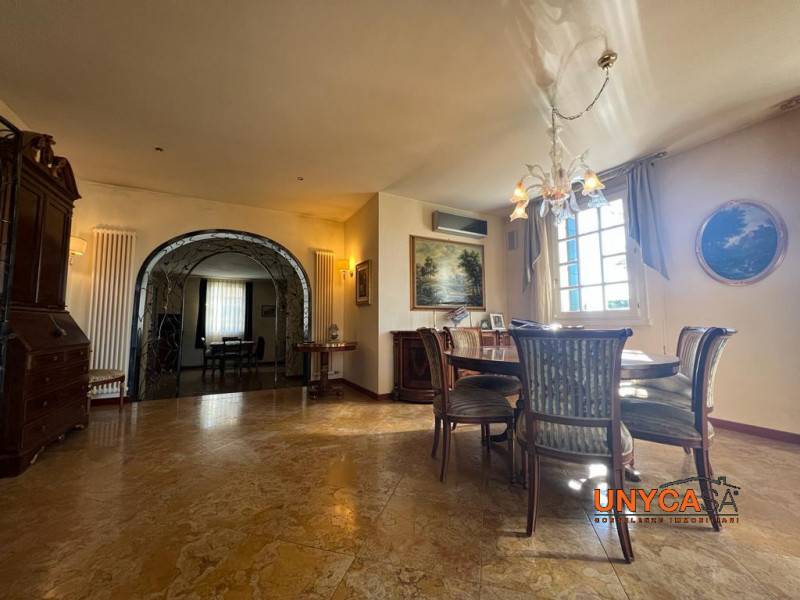 Villa Cervarese Santa Croce, Cervarese Santa Croce
