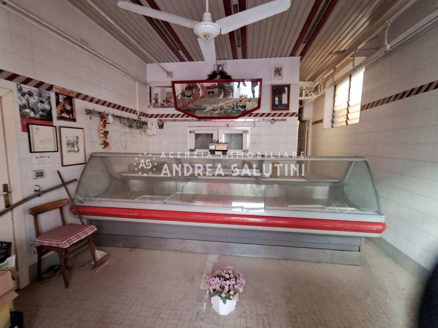 Locale commerciale Via Volterrana,, Capannoli