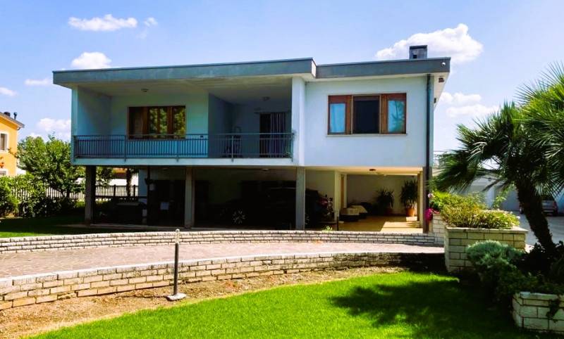 Villa, Remedello