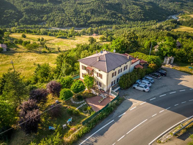Villa, Varsi