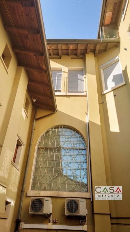 Negozio Maniago - Centro, Maniago