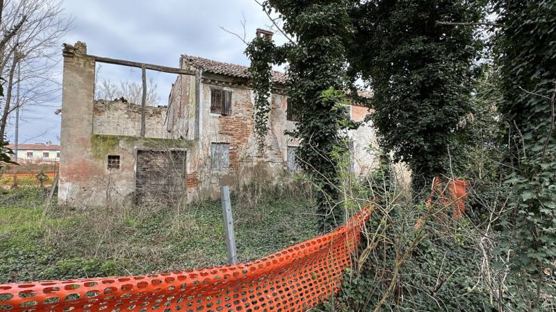 Rustico, Granze
