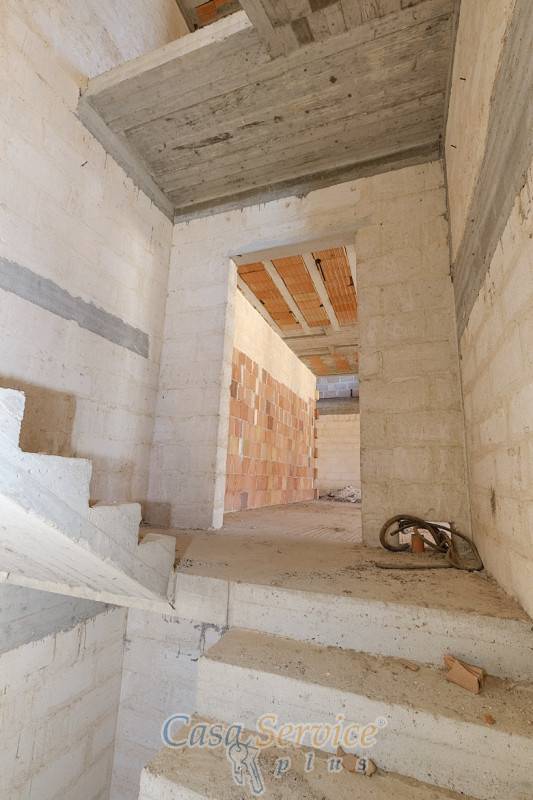 Casa indipendente Aradeo, Aradeo