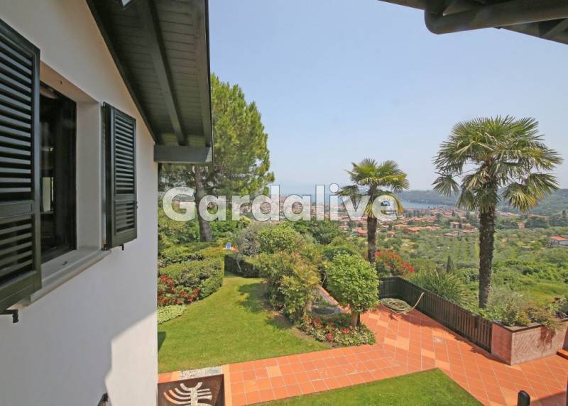 Villa, Salò