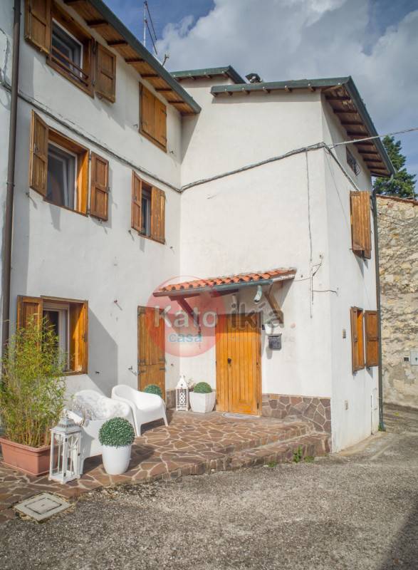 Casa Bi - Trifamiliare Colle, Creazzo