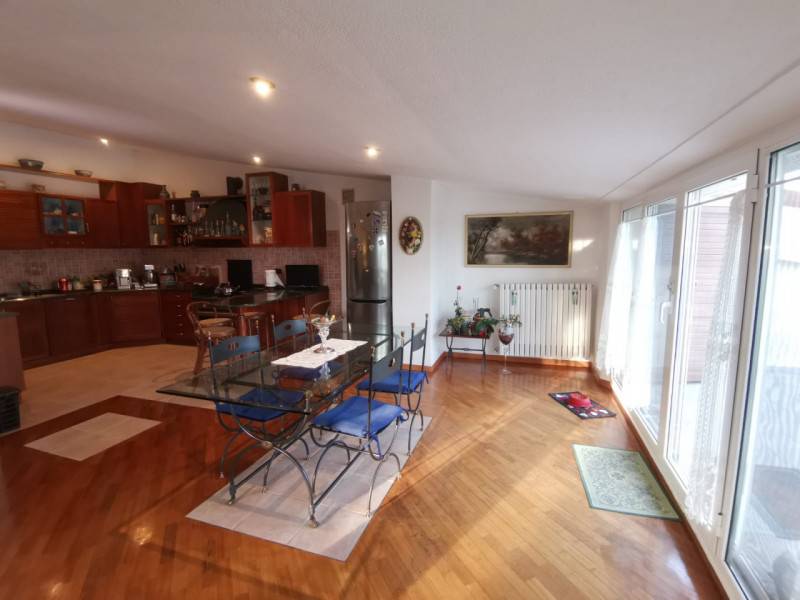 Villa Candia, Ancona