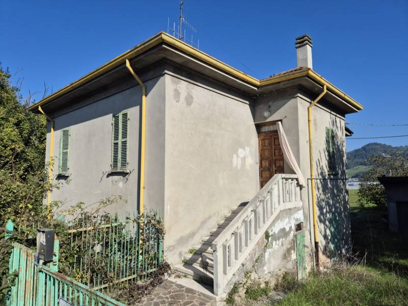 Casa indipendente, Mercato Saraceno