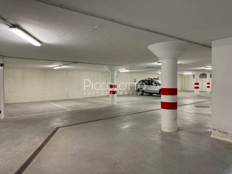 Box - Garage - Posto Auto Cortina d 'Ampezzo - Centro, Cortina d'Ampezzo