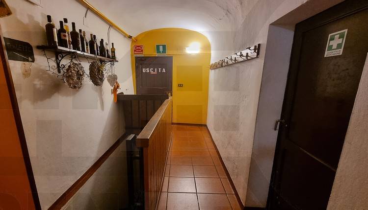 Attività  commerciale Fognano, Brisighella