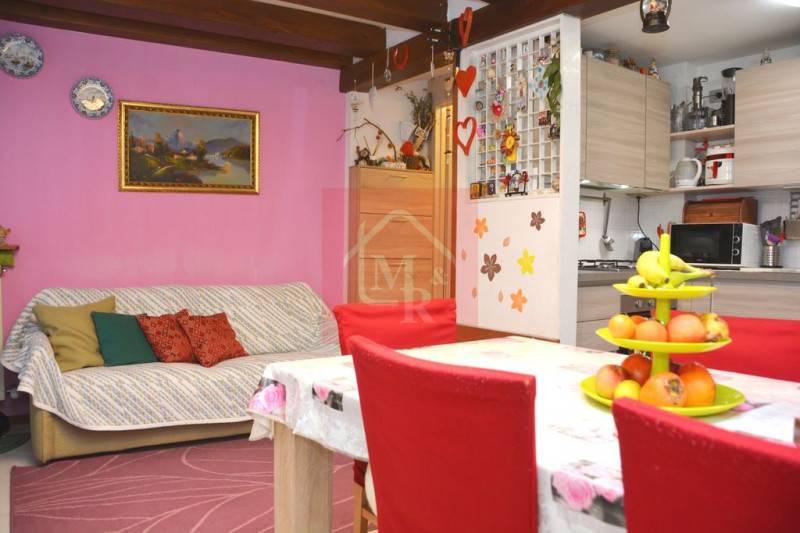Casa Bi - Trifamiliare Visco - Centro, Visco