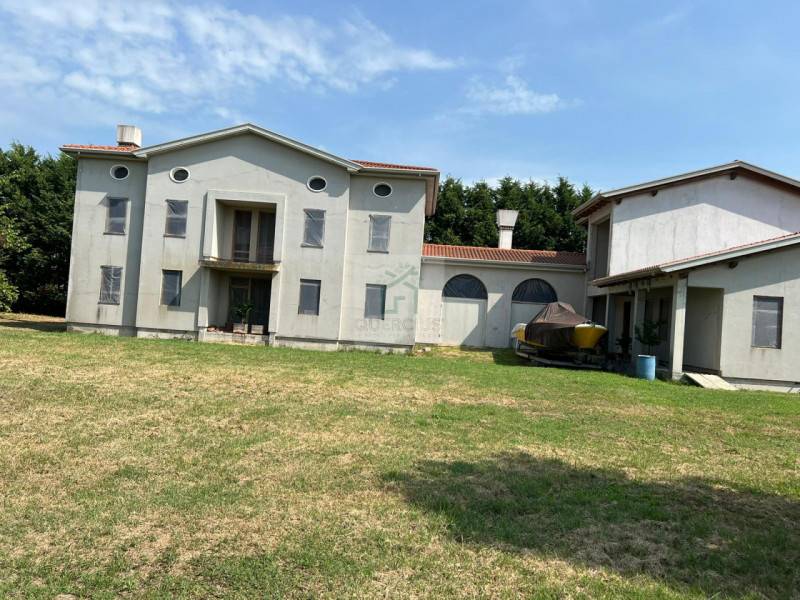 Villa Eraclea, Eraclea