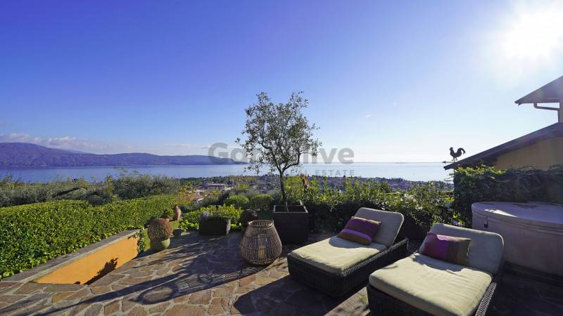 Casa indipendente Monte Maderno, Toscolano-Maderno