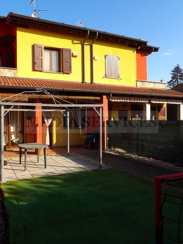 Casa Bi - Trifamiliare San Biagio, Garlasco