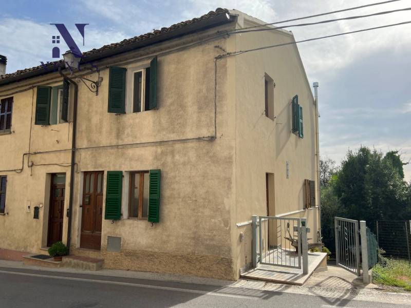 Casa Bi - Trifamiliare San Costanzo - Centro, San Costanzo