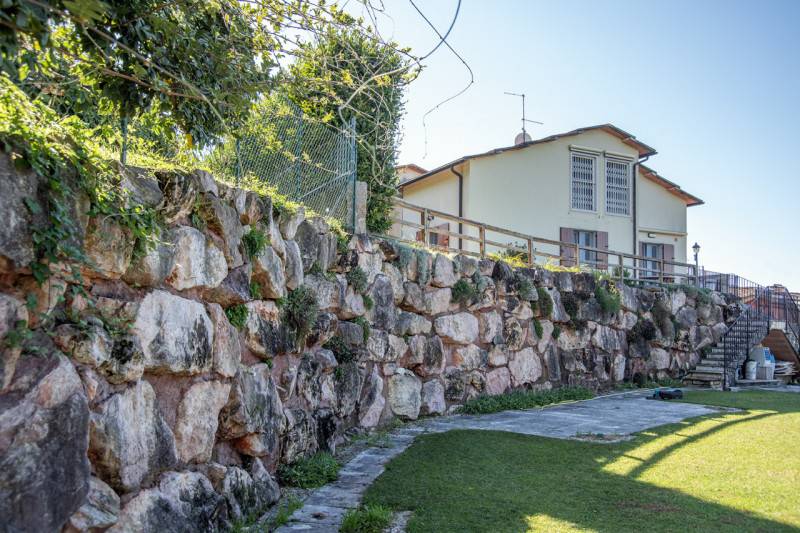 Casa Bi - Trifamiliare Cerro Veronese, Cerro Veronese