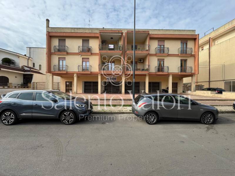 Attività  commerciale Parabita - Centro, Parabita