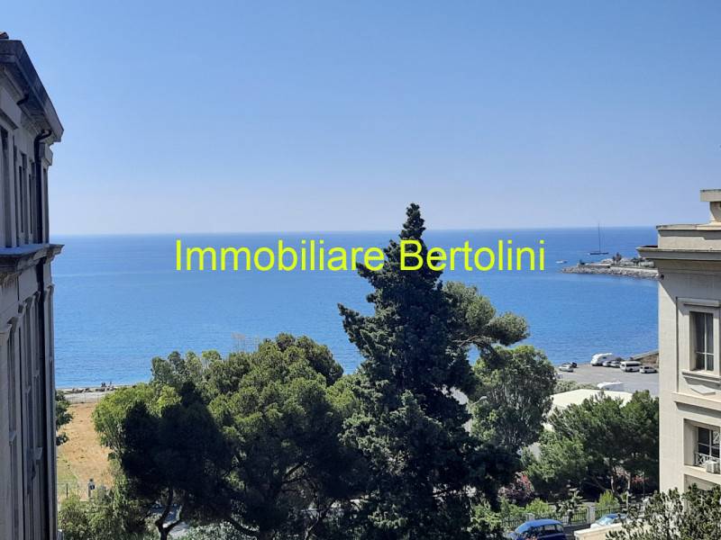 Casa Bi - Trifamiliare Porto Maurizio Marina, Imperia