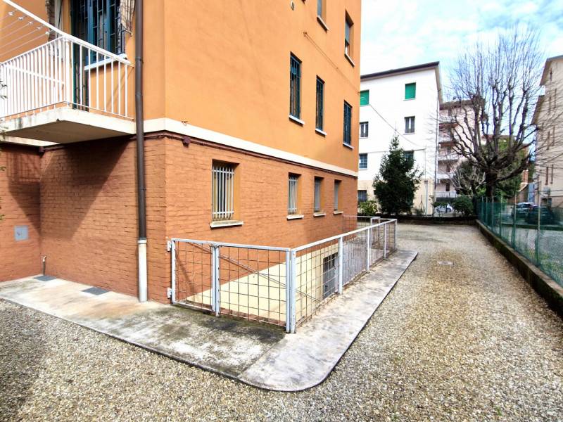 Magazzino - Deposito Borgo Panigale, Bologna