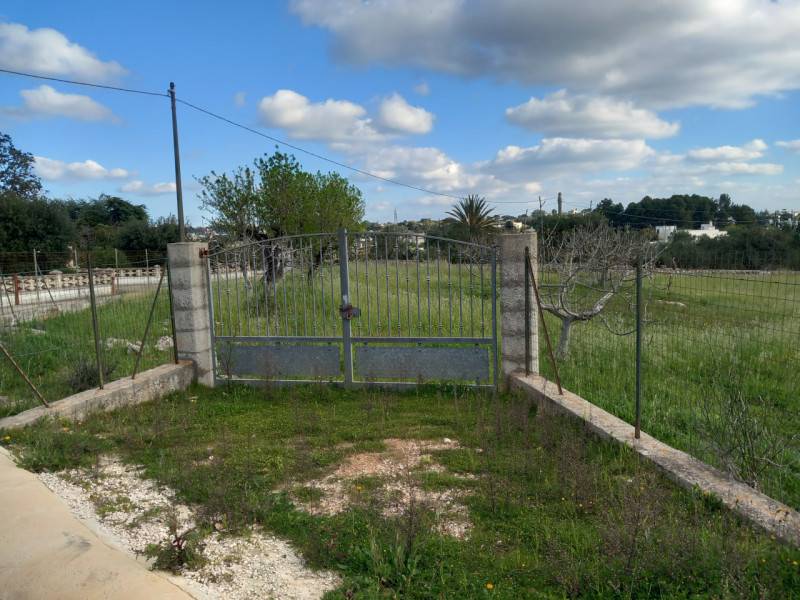 Altro, Ostuni