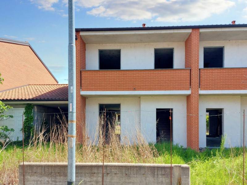 Casa Bi - Trifamiliare, Valera Fratta