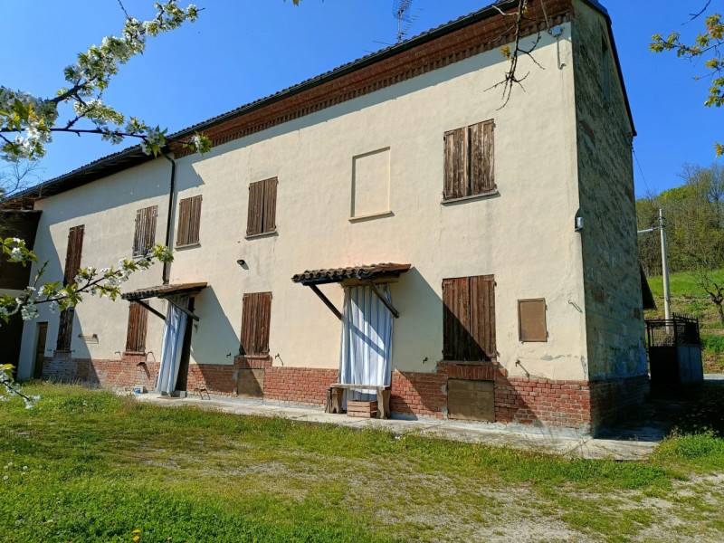Casa indipendente Ottiglio, Ottiglio
