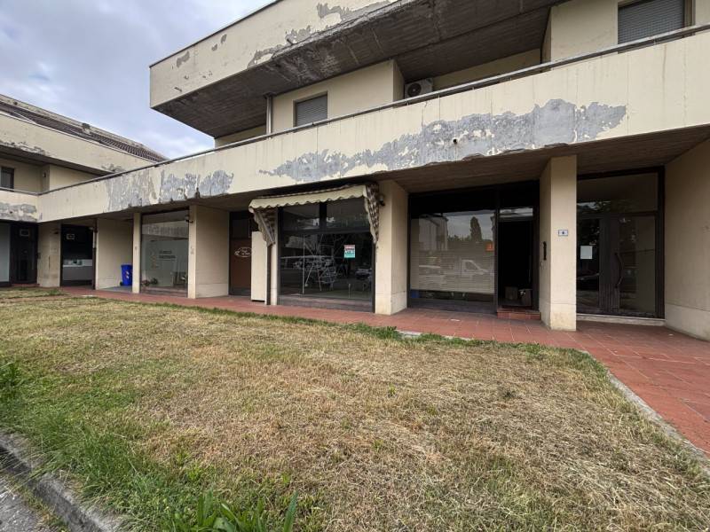 Attività  commerciale San Polo, Torrile