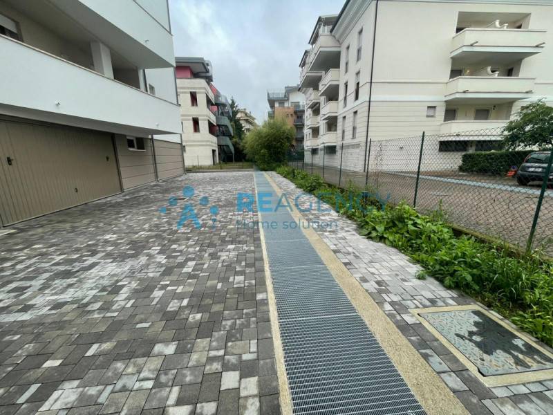 Box - Garage - Posto Auto San Bortolo - Ospedale - Piscine, Vicenza