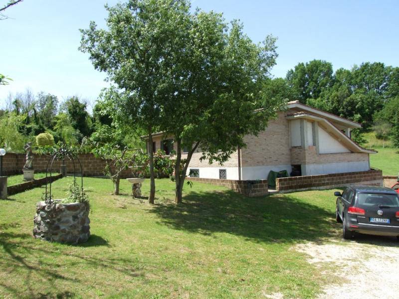 Villa, Nepi