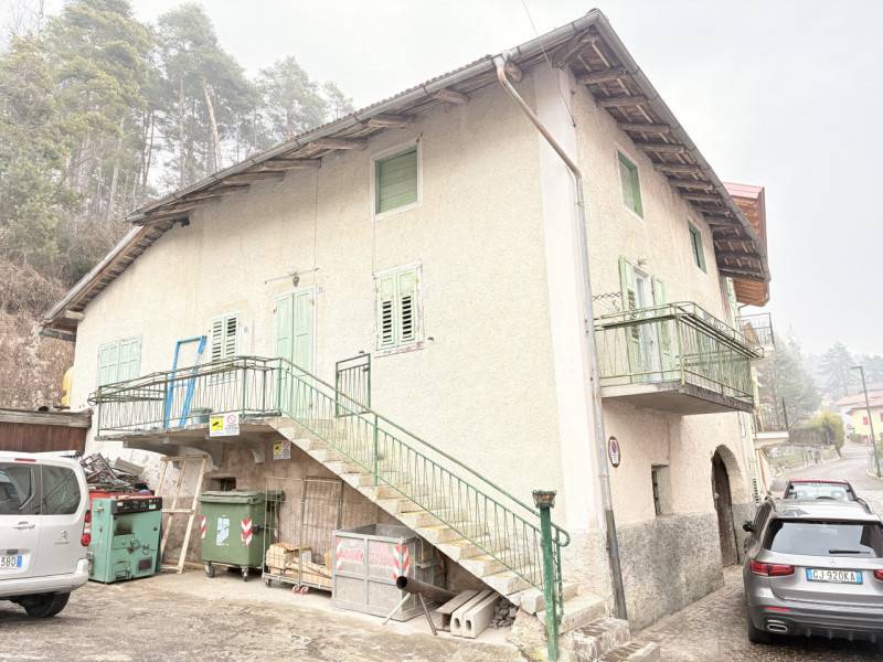 Casa indipendente Cavareno, Cavareno
