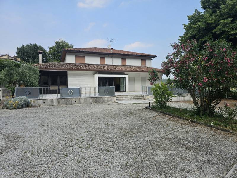 Attività  commerciale Teolo - Centro, Teolo