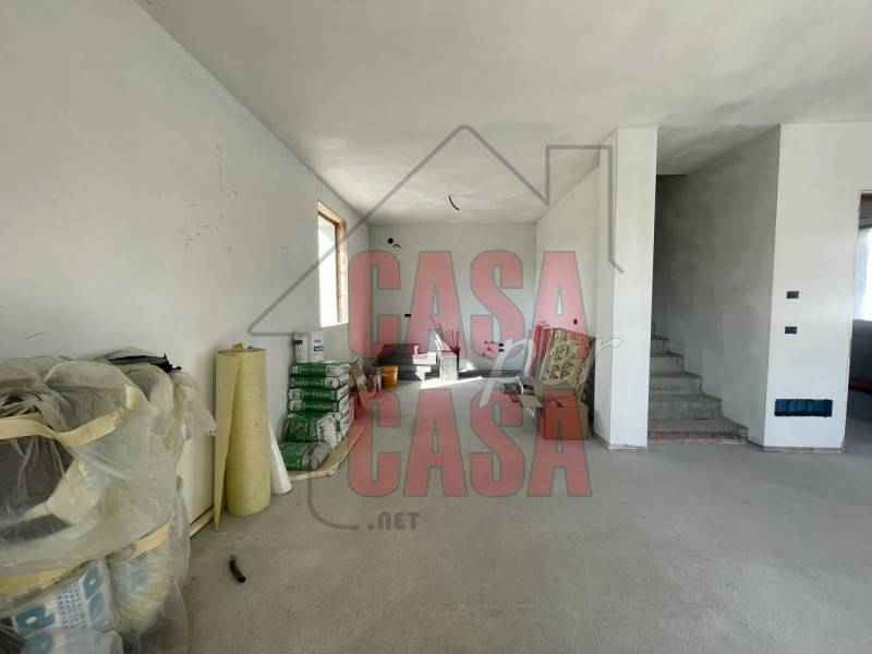 Casa Bi - Trifamiliare, Borgo Veneto