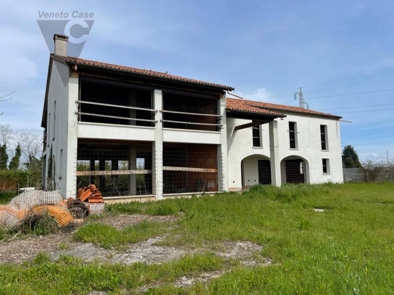 Villa, Legnaro