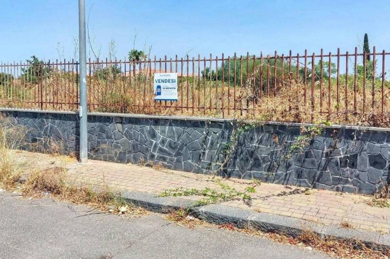 Altro, San Giovanni la Punta