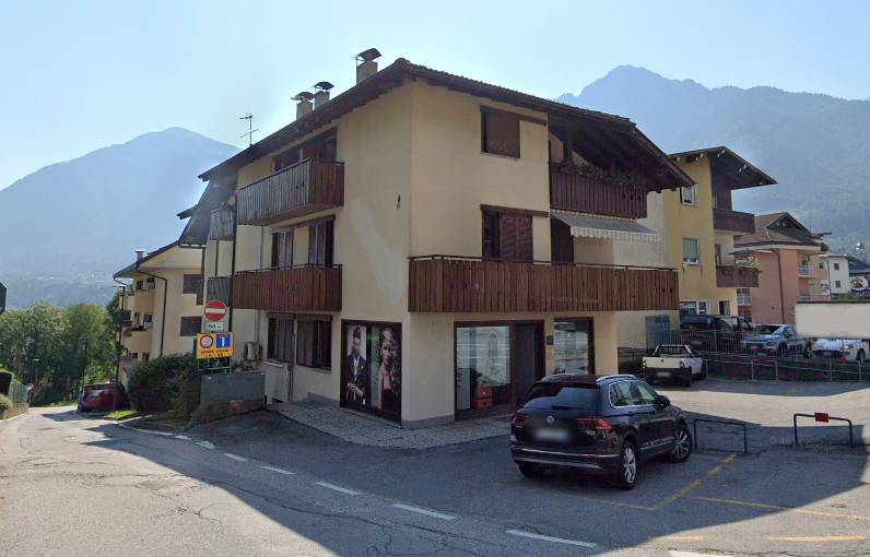 Negozio, Tione di Trento
