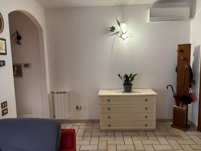 Casa Bi - Trifamiliare, Villanova del Ghebbo
