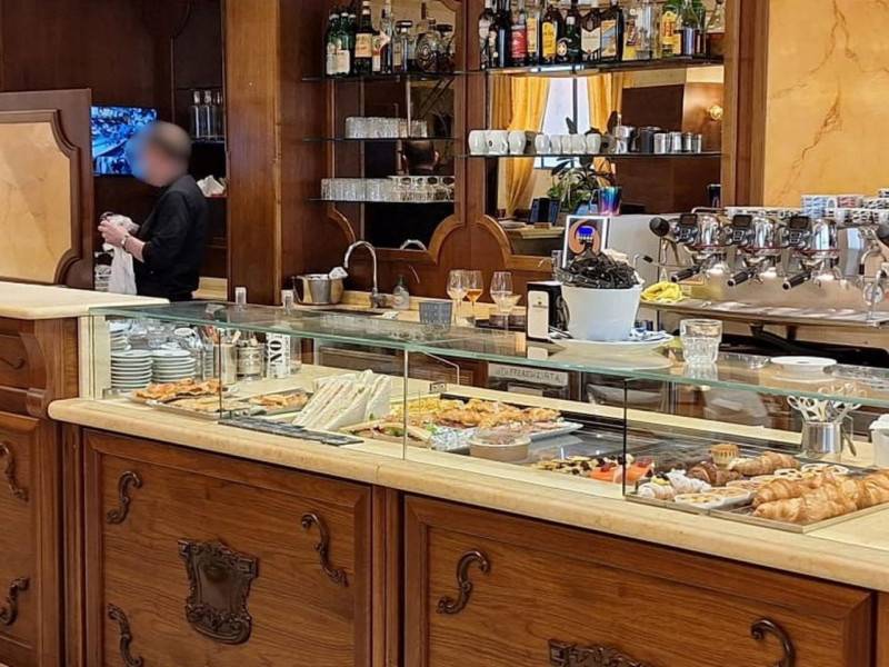 Attività  commerciale, Ravenna