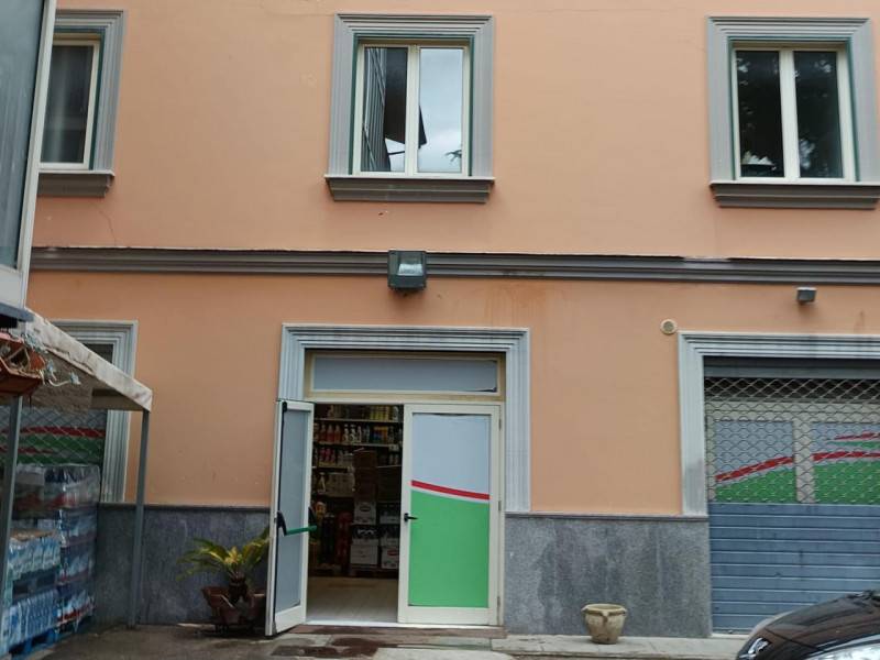 Negozio, Alvignano