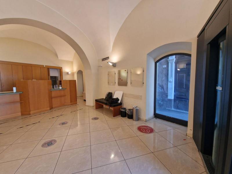 Negozio, Paterno