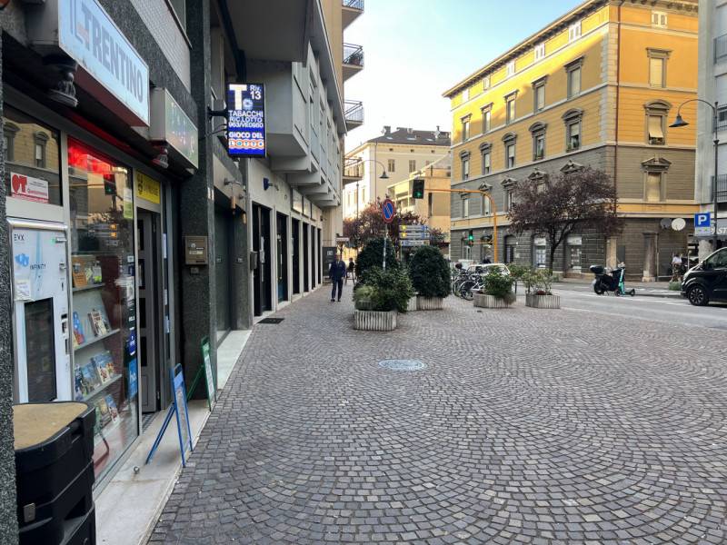 Attività  commerciale Tribunale, Trento