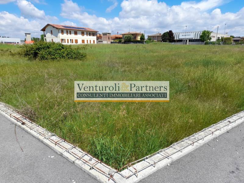 Terreno edificabile, Gussago